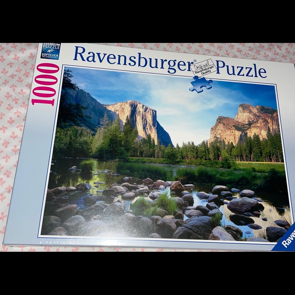 Yomesite Valley 1000pc